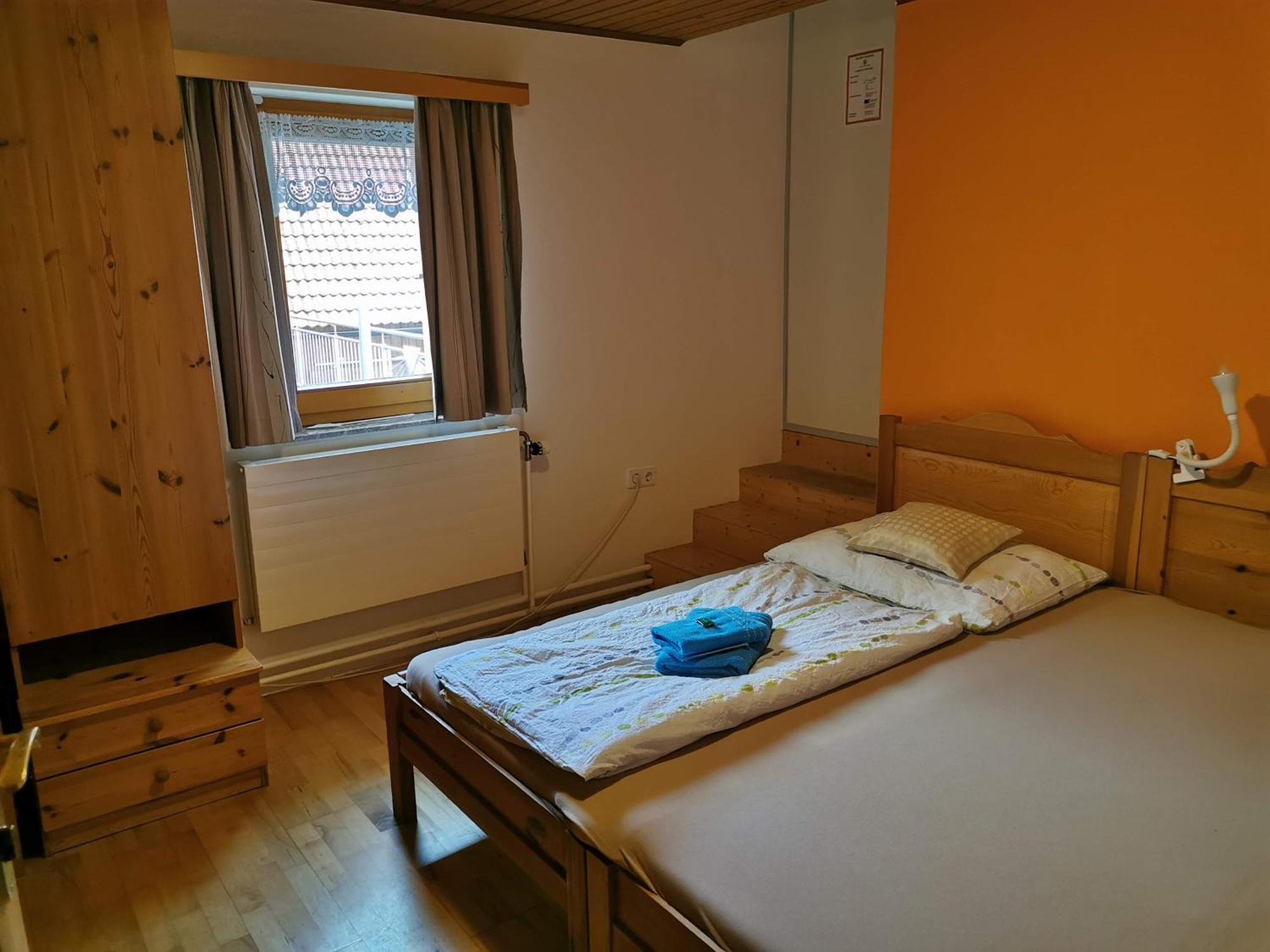 Kindererlebnis- und Biobauernhof Hipp-Bruckner Wornharts Exterior foto